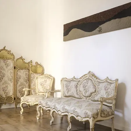 La Galleria Bed and breakfast